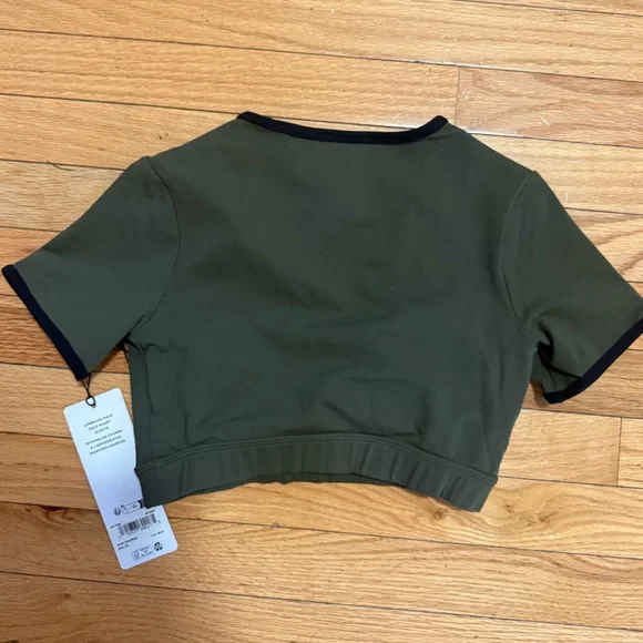 ALO Yoga Race Pace Short Sleeve - Picture 6 of 6